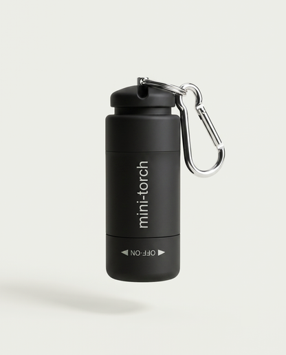 Mini Torche noire — lampe torche LED rechargeable pour porte-clés, mousqueton chromé