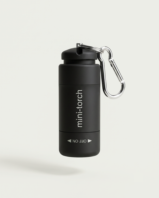 Mini Torche noire — lampe torche LED rechargeable pour porte-clés, mousqueton chromé